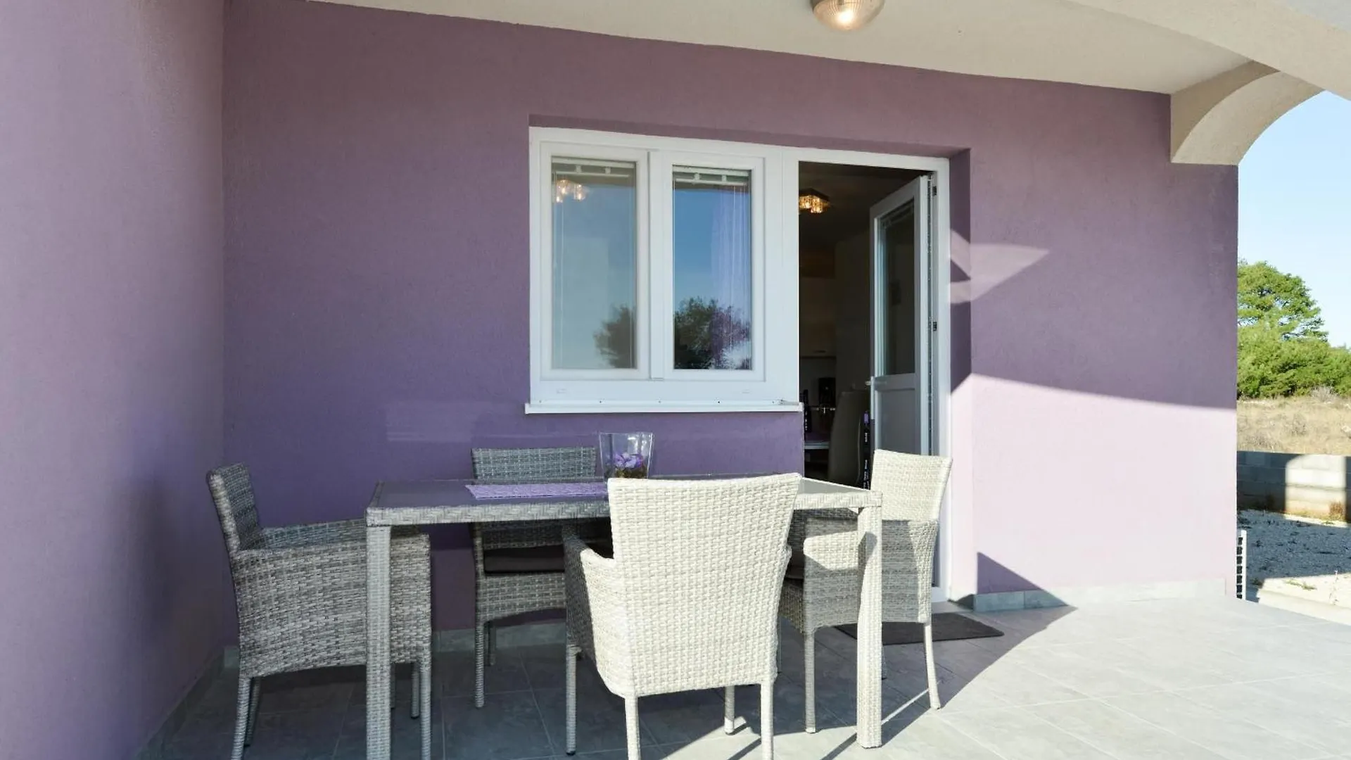 Apartamento Ferienwohnung Fuer Fuenf Personen Im Ersten Stock Vir